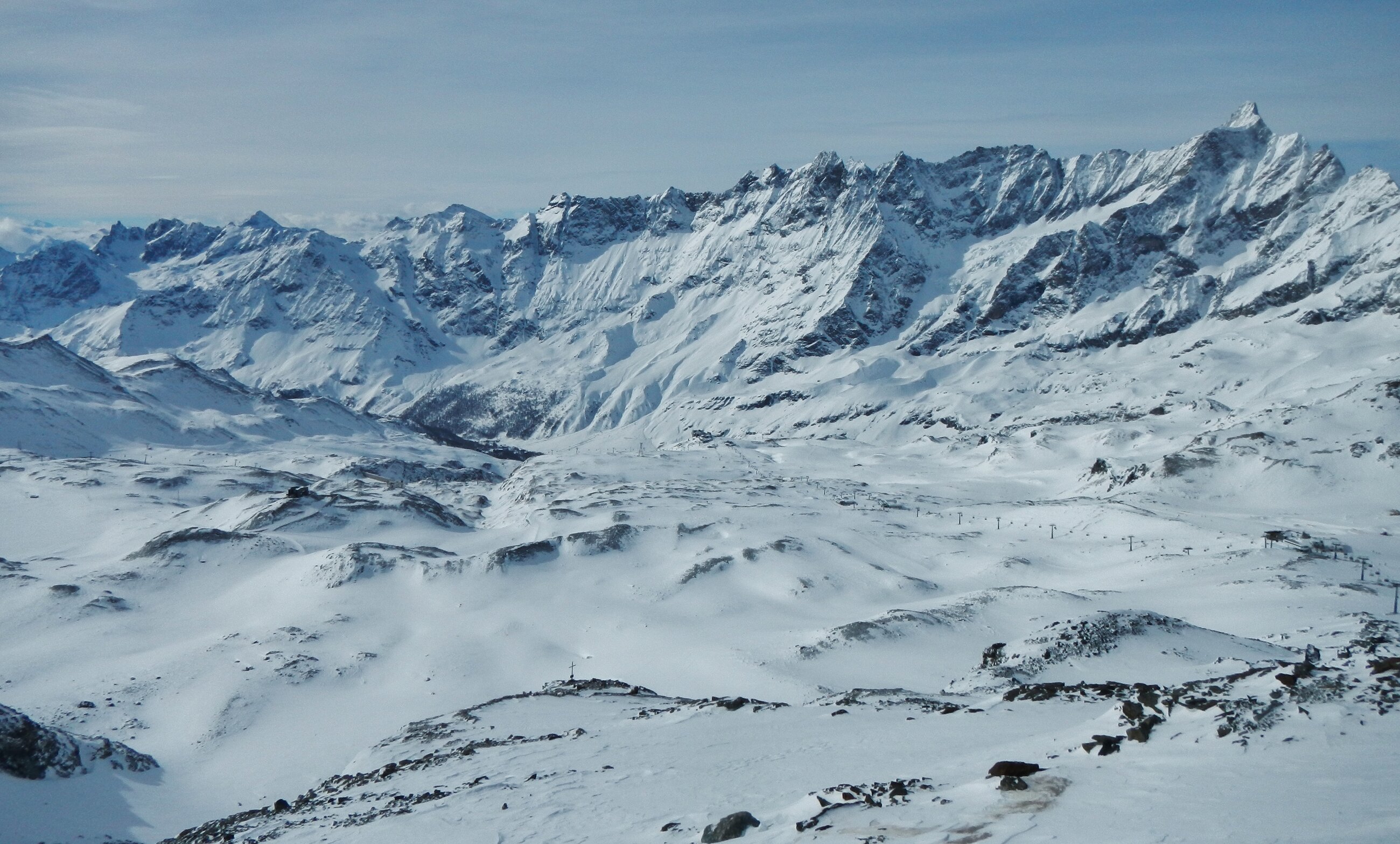Pistas de alta montanha entre Cervinia e Zermatt