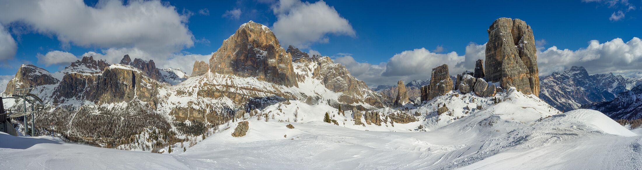 Panorama nevado de Lagazuoi, Tofana di Rozes e Cinque Torri